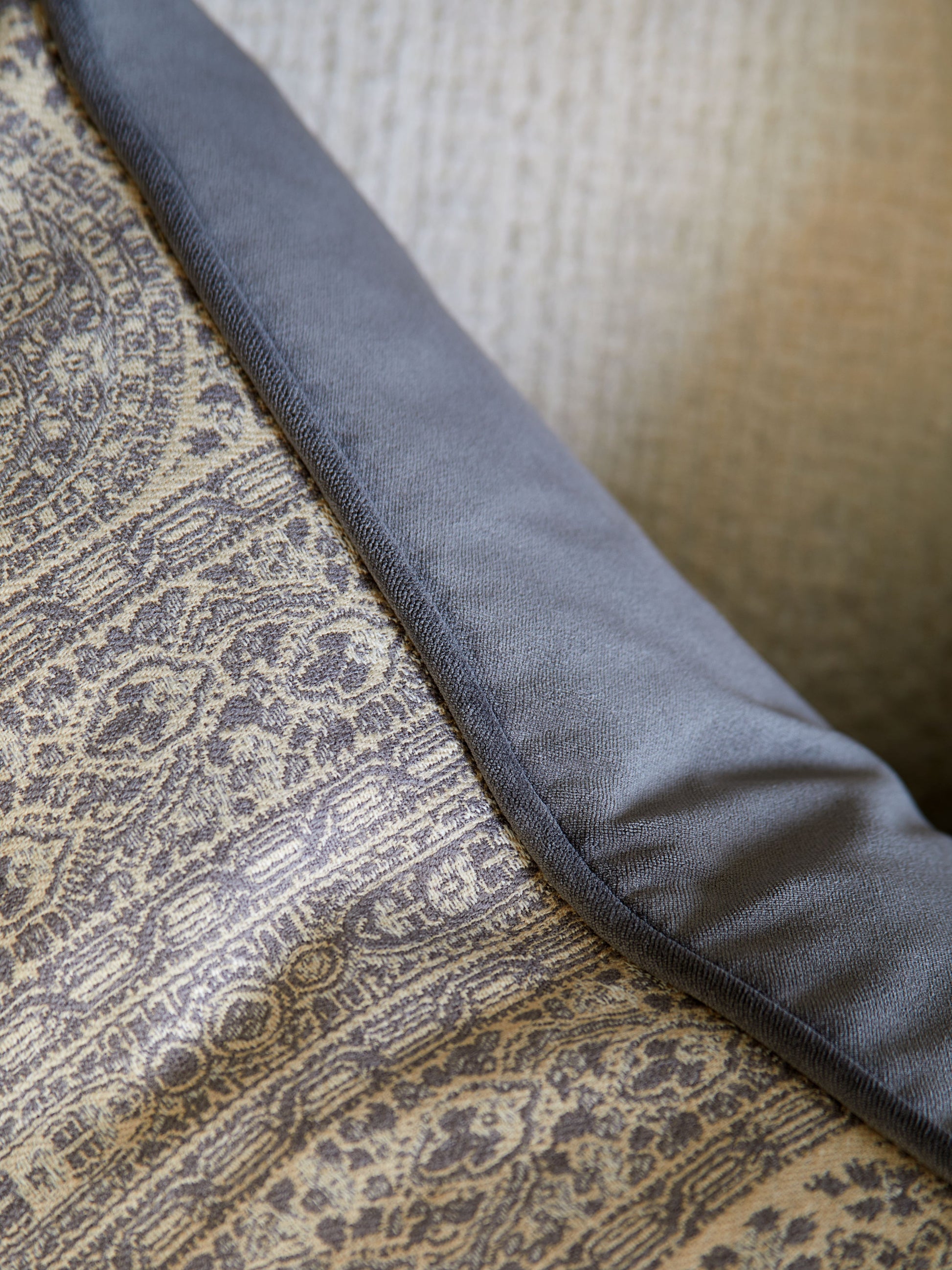 Heaton Cushion