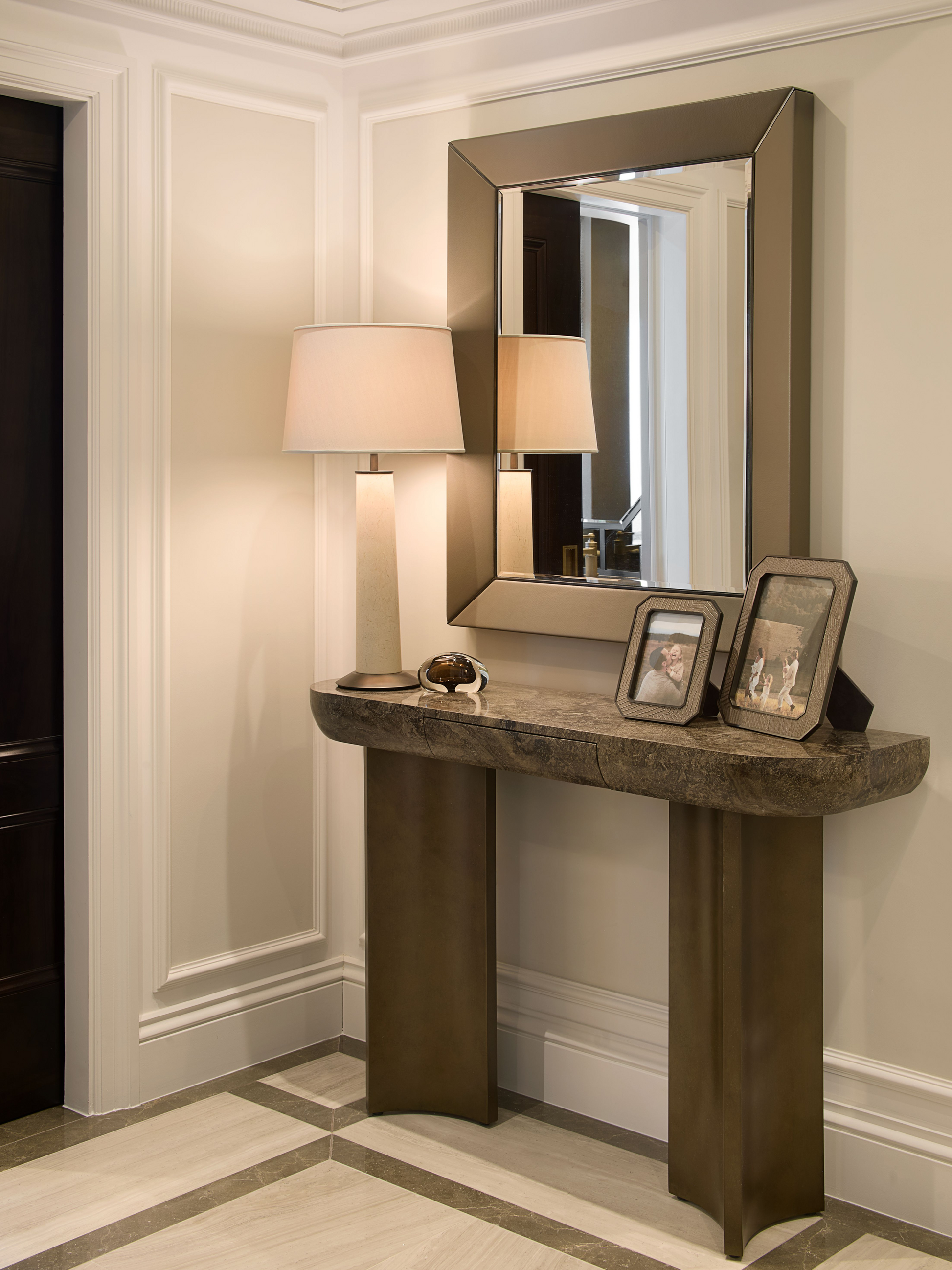 Oaklyn Table Lamp - Ivory Marble