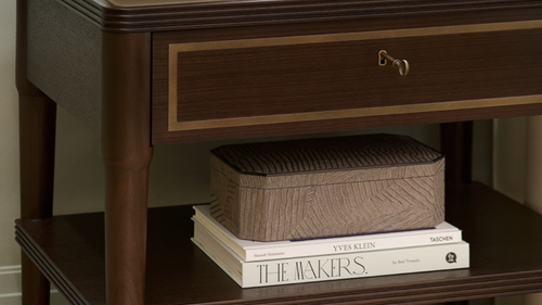 Bedsides & Chests of Drawers