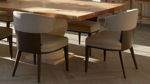 Dining Chairs & Bar Stools