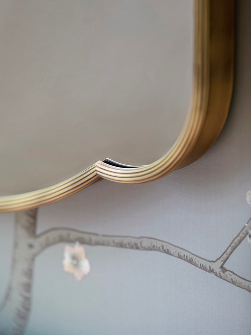 Imogen Mirror - Samples