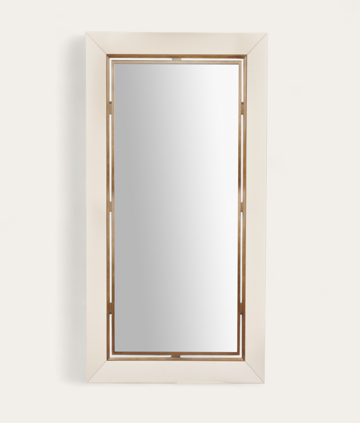 [Crossley Mirror - Size 4]