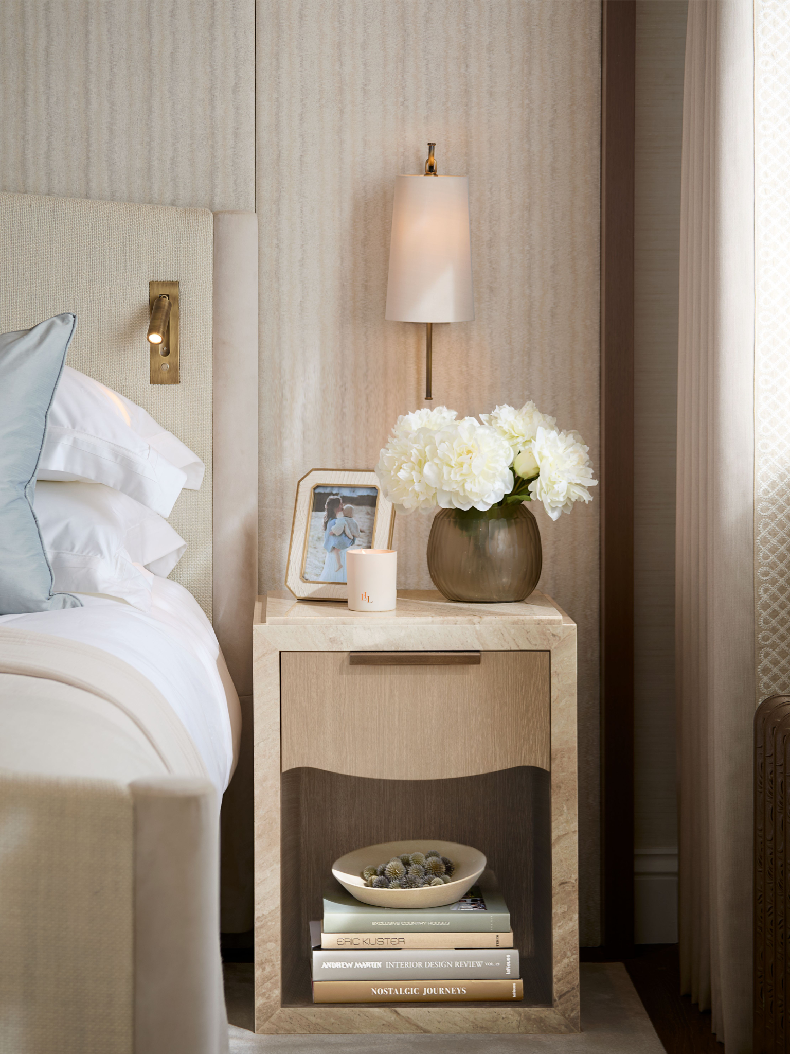 [Ashby Wall Light - Size 1]