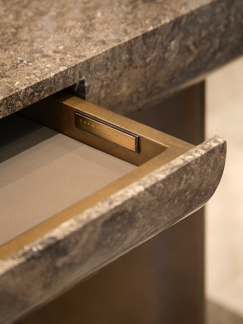 Falcon Console - Dark