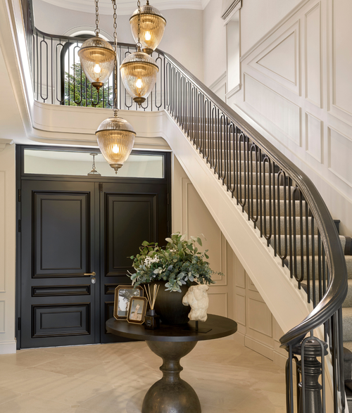 Estate Staircase Pendant