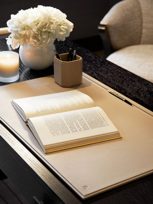 Adler Leather Pen Pot - Sand