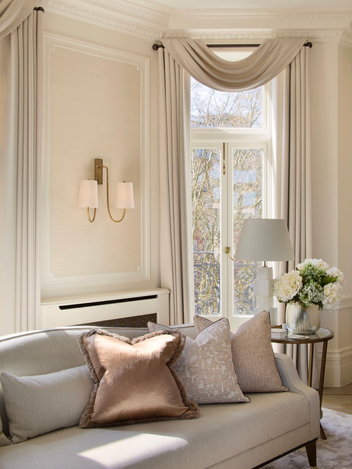 Lawton Sofa - Legs - Linen