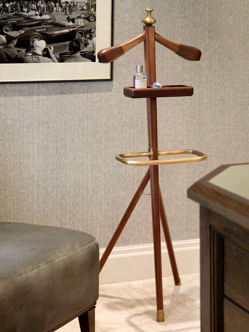 Leonard Valet Stand