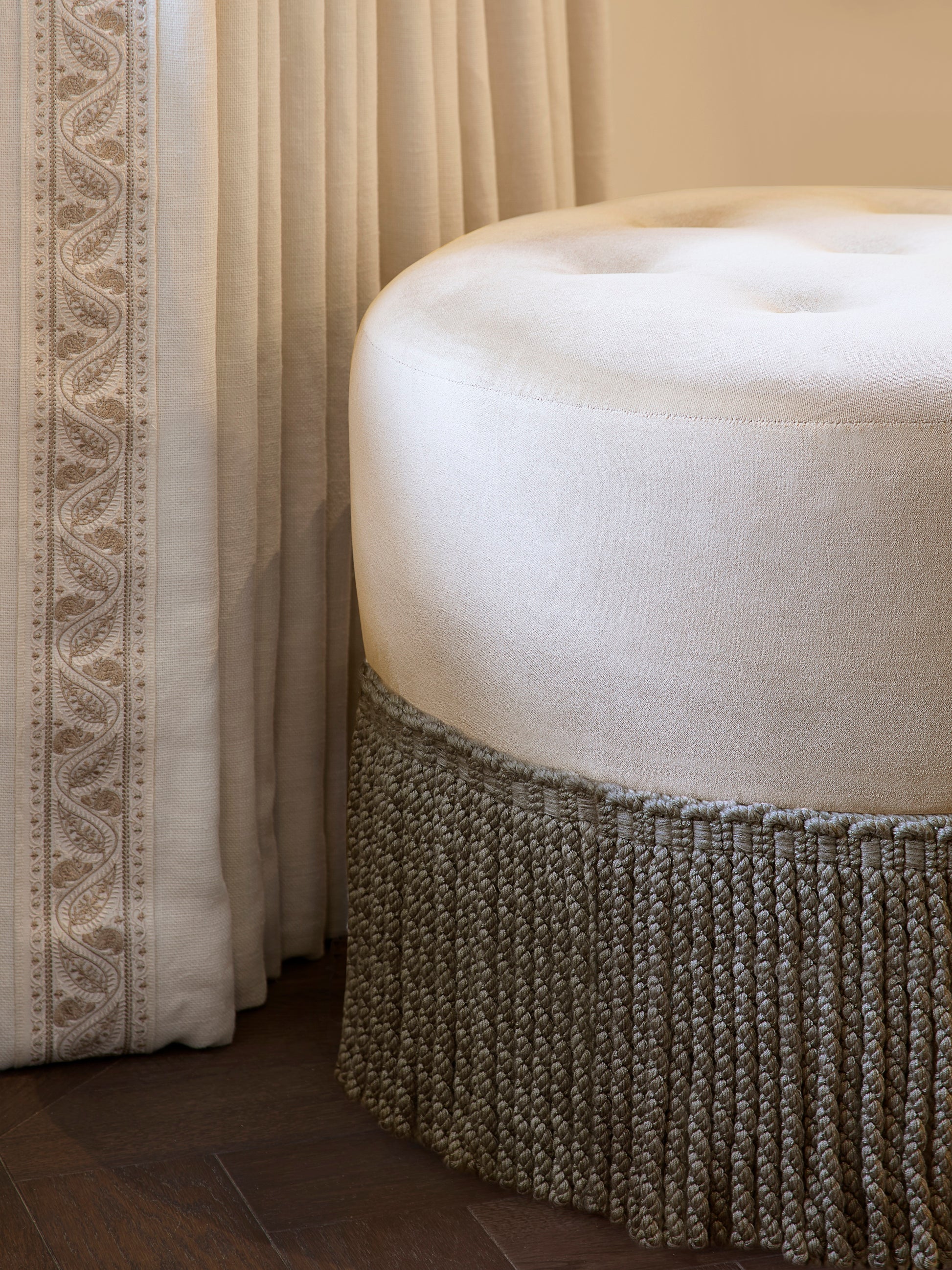 Cecilia Stool - Ivory