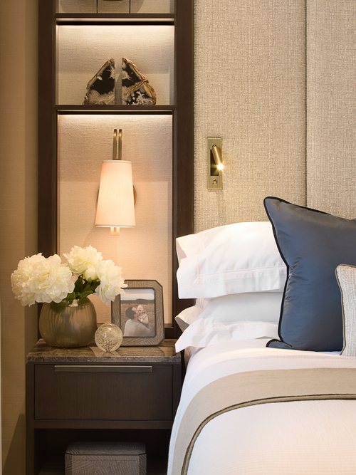 Larkin Wall Light