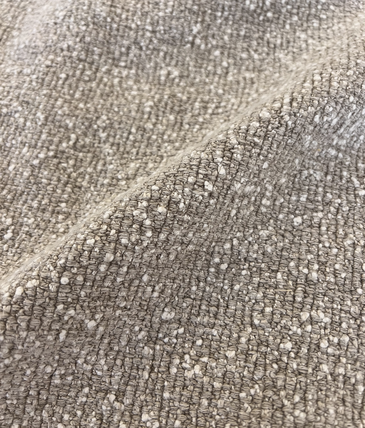 Claridge Bed - Natural Sample 01