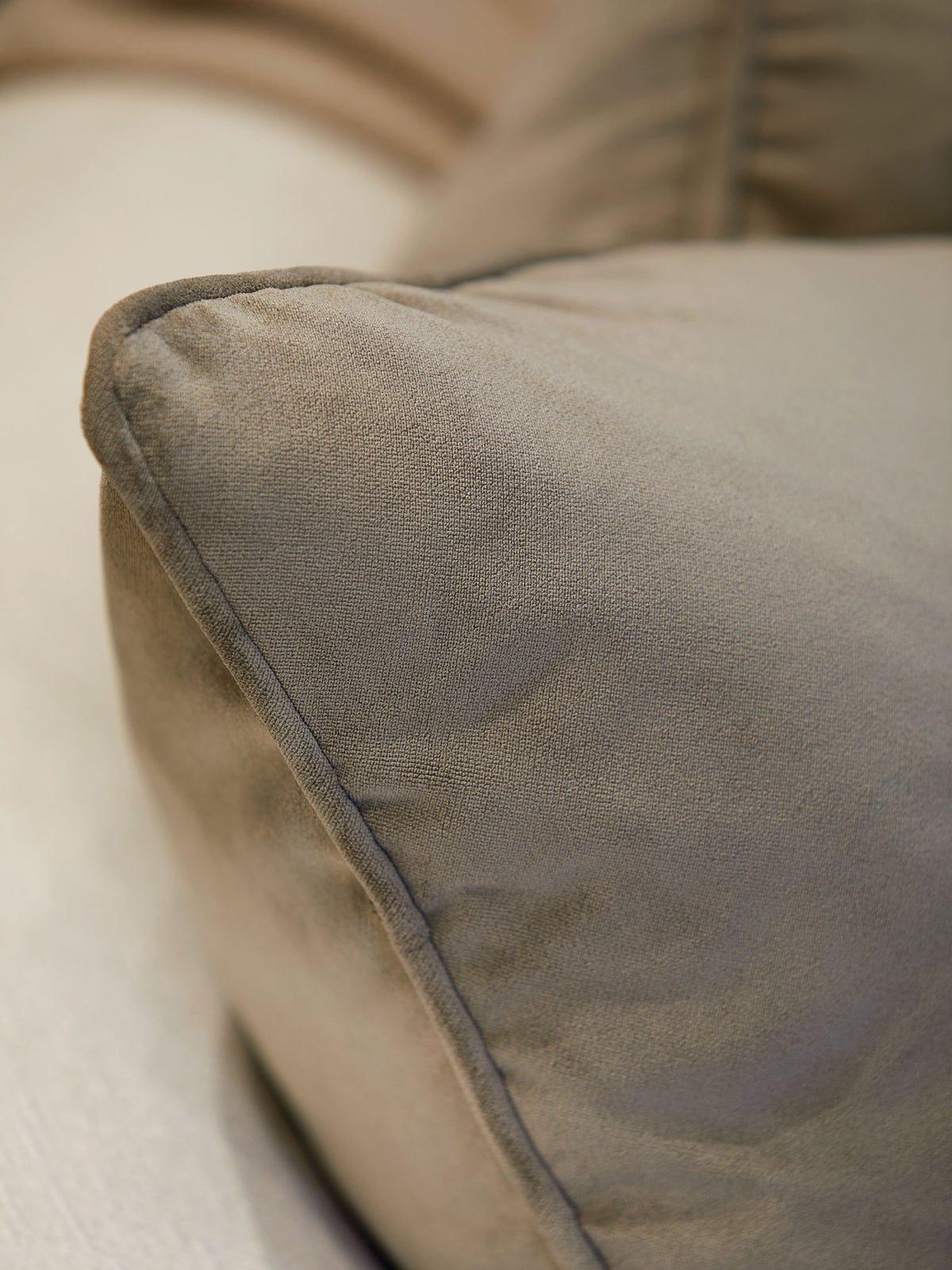 Vale Luxury Cushion - Laura Hammett Luxury Homewares & Gifts – Laura ...